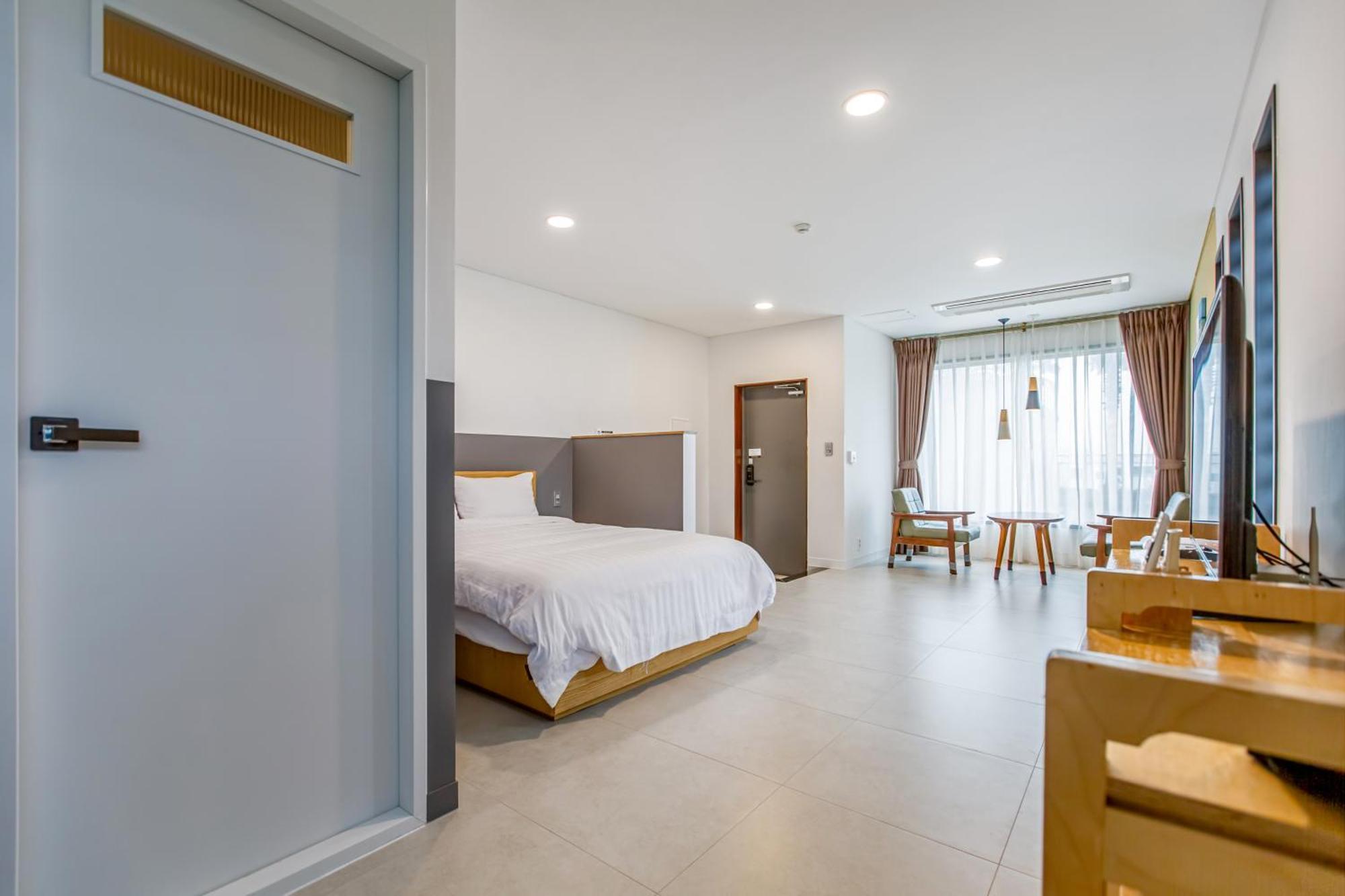 Lunamar Pension Jeju Exterior foto